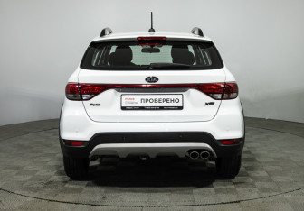 Подержанный автомобиль Kia Rio Hatchback 2020 года (6 фото)