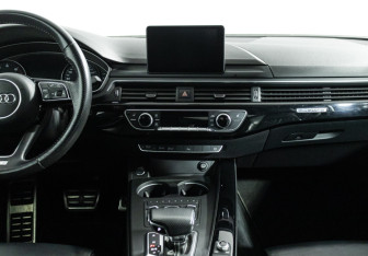 Подержанный автомобиль Audi A5 Coupe 2017 года (14 фото)