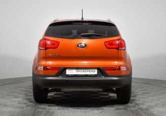 Подержанный автомобиль Kia Sportage 2014 года (6 фото)