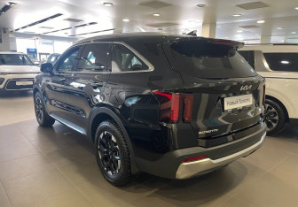 Новый Kia Sorento 2025 (3 фото)