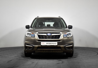 Подержанный автомобиль Subaru Forester Suv 2017 года (2 фото)