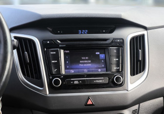 Подержанный автомобиль Hyundai Creta 2016 года (15 фото)