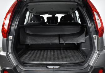 Подержанный автомобиль Nissan X-Trail 2013 года (18 фото)