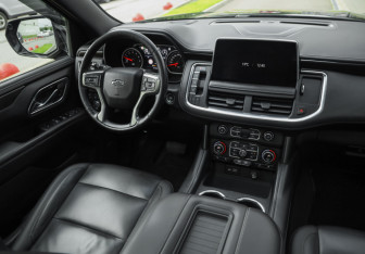 Подержанный автомобиль Chevrolet Tahoe 2021 года (14 фото)