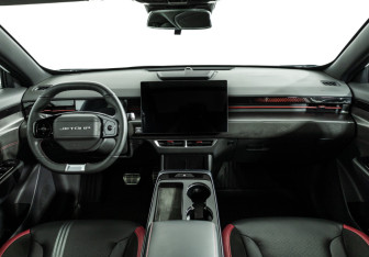 Подержанный автомобиль Jetour Dashing 2023 года (13 фото)