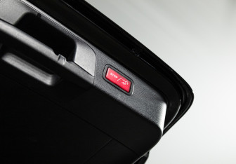 Подержанный автомобиль Mercedes-Benz GLC Coupe 2019 года (19 фото)