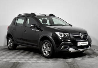 Подержанный автомобиль Renault Sandero 2020 года (3 фото)