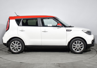 Подержанный автомобиль Kia Soul 2019 года (4 фото)