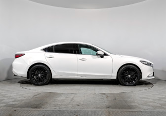 Подержанный автомобиль Mazda 6 Sedan 2023 года (4 фото)