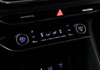 Подержанный автомобиль Hyundai Sonata 2019 года (21 фото)