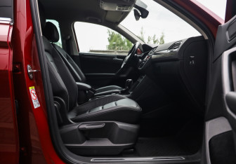 Подержанный автомобиль Volkswagen Tiguan 2018 года (28 фото)