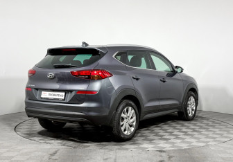 Подержанный автомобиль Hyundai Tucson 2019 года (5 фото)