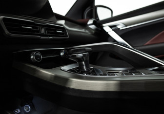 Подержанный автомобиль Geely Coolray 2023 года (20 фото)
