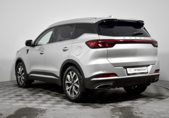 Подержанный автомобиль Chery Tiggo 7 Pro Max 2023 года (7 фото)