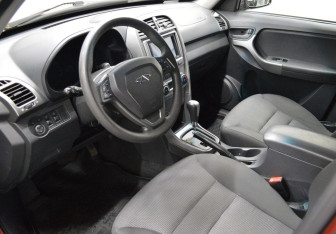 Подержанный автомобиль Chery Tiggo (T11) 2014 года (10 фото)