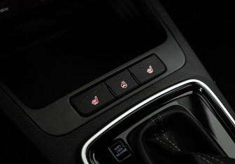 Подержанный автомобиль Kia Rio Sedan 2020 года (17 фото)