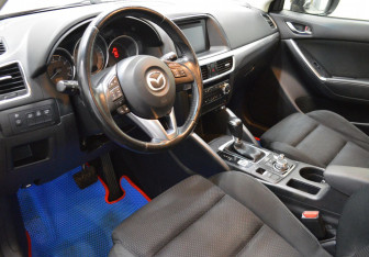 Подержанный автомобиль Mazda CX-5 2015 года (10 фото)