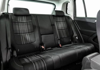 Подержанный автомобиль Volkswagen Tiguan 2015 года (20 фото)