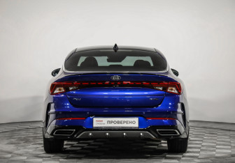 Подержанный автомобиль Kia K5 2021 года (4 фото)