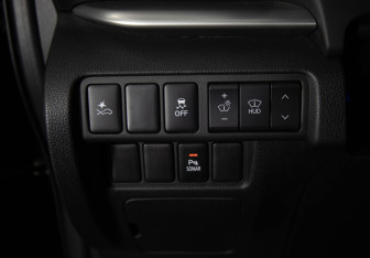 Подержанный автомобиль Mitsubishi Eclipse Cross 2019 года (21 фото)