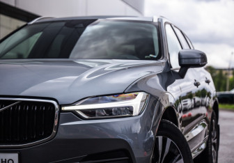 Подержанный автомобиль Volvo XC60 2020 года (2 фото)