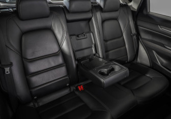 Подержанный автомобиль Mazda CX-5 2021 года (30 фото)