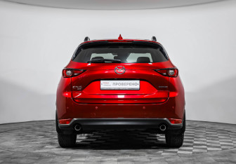 Подержанный автомобиль Mazda CX-5 2021 года (6 фото)