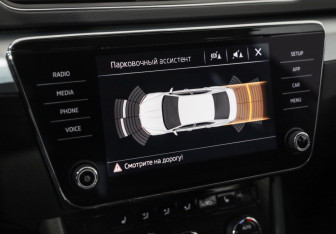Подержанный автомобиль Skoda Superb Liftback 2018 года (14 фото)