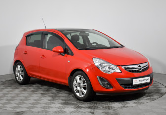 Подержанный автомобиль Opel Corsa 2012 года (3 фото)