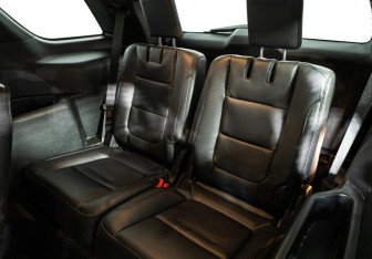 Подержанный автомобиль Ford Explorer 2018 года (21 фото)