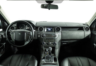 Подержанный автомобиль Land Rover Discovery 2012 года (13 фото)