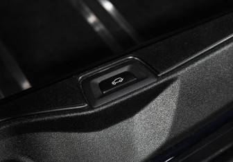 Подержанный автомобиль BMW X5 2020 года (32 фото)