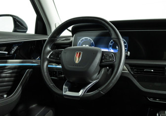 Подержанный автомобиль Hongqi HS5 2024 года (28 фото)