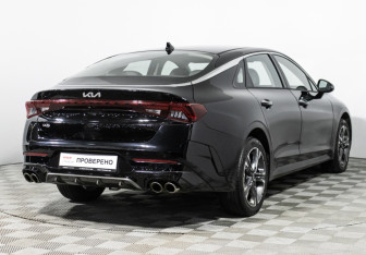 Подержанный автомобиль Kia K5 2024 года (6 фото)