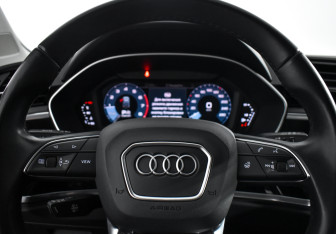 Подержанный автомобиль Audi Q3 Sportback 2020 года (18 фото)