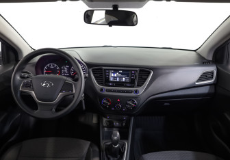 Подержанный автомобиль Hyundai Solaris Sedan 2018 года (9 фото)