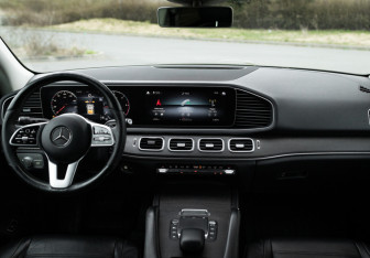 Подержанный автомобиль Mercedes-Benz GLE 2019 года (17 фото)