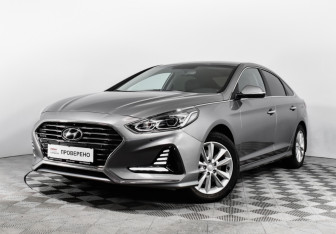 Подержанный автомобиль Hyundai Sonata 2018 года (2 фото)