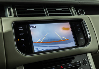 Подержанный автомобиль Land Rover Range Rover 2013 года (18 фото)