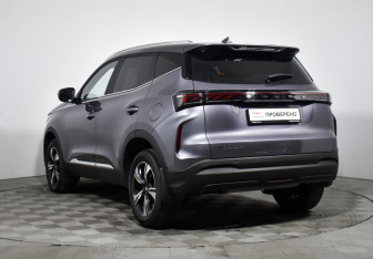 Подержанный автомобиль Chery Tiggo 4 2024 года (7 фото)