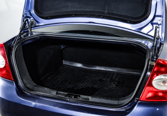 Подержанный автомобиль Ford Focus Sedan 2009 года (22 фото)