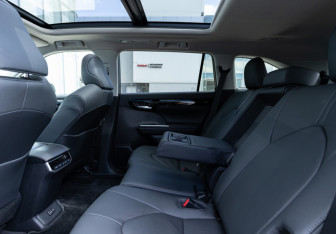 Новый Toyota Highlander 2025 (13 фото)