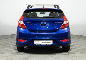 Подержанный автомобиль Hyundai Solaris Hatchback 2012 года (6 фото)