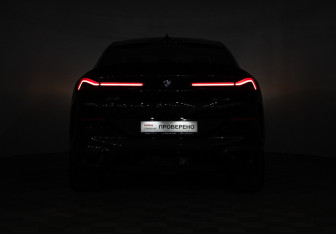 Подержанный автомобиль BMW X6 2020 года (37 фото)