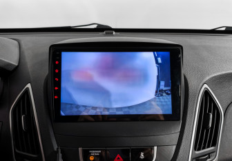 Подержанный автомобиль Hyundai ix35 2012 года (17 фото)