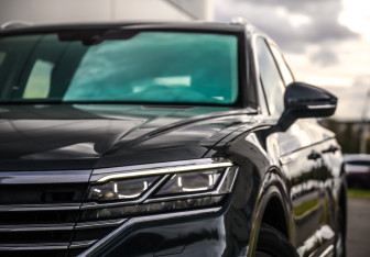 Подержанный автомобиль Volkswagen Touareg 2019 года (2 фото)