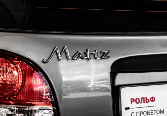 Подержанный автомобиль Daewoo Matiz 2013 года (12 фото)