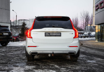 Подержанный автомобиль Volvo XC90 2017 года (8 фото)