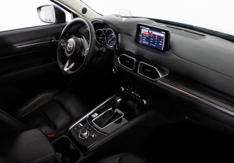 Подержанный автомобиль Mazda CX-5 2021 года (14 фото)