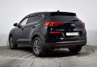 Подержанный автомобиль Hyundai Tucson 2020 года (7 фото)